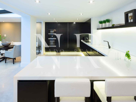 Villa en première ligne de golf à vendre à Aloha