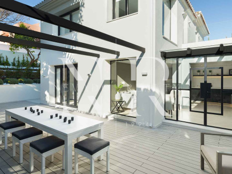 Villa en première ligne de golf à vendre à Aloha