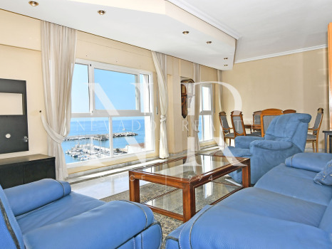 Apartment in La Zambomba on the beachfront in Marbella centre for sale