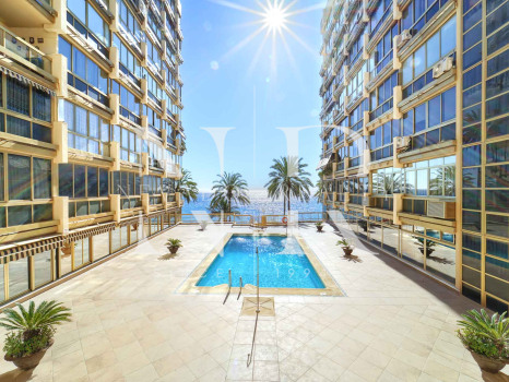 Penthouse in the Mayoral building on the beachfront with sea views for sale