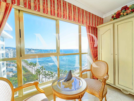Penthouse in the Mayoral building on the beachfront with sea views for sale