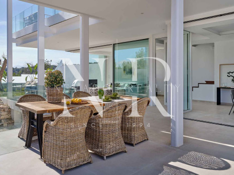 Jazmines 14, Villa en Urbanización Valdeolletas de nueva construcción con vistas al mar en venta