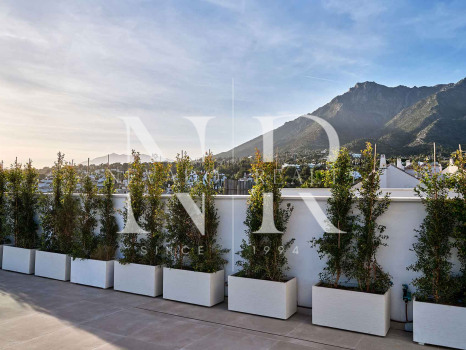 Jazmines 14, Villa en Urbanización Valdeolletas de nueva construcción con vistas al mar en venta