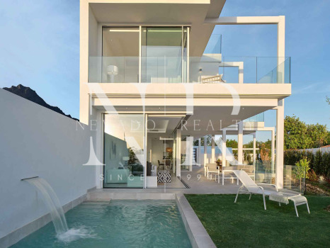 Jazmines 14, Villa en Urbanización Valdeolletas de nueva construcción con vistas al mar en venta
