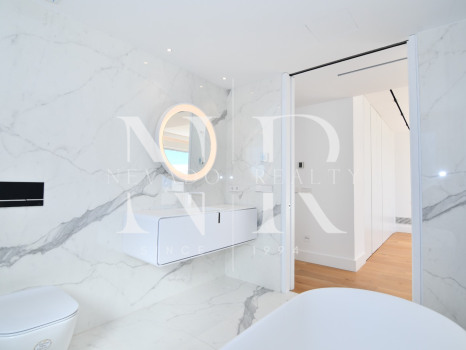 Penthouse in Cipreses del Mar on the beach side for sale