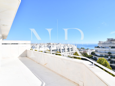 Penthouse in Cipreses del Mar on the beach side for sale