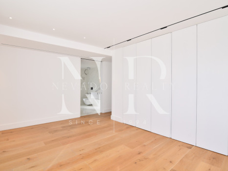Penthouse in Cipreses del Mar on the beach side for sale