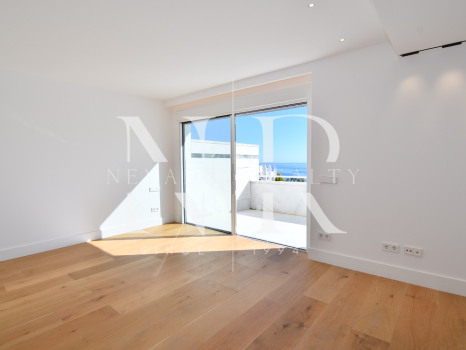 Penthouse in Cipreses del Mar on the beach side for sale