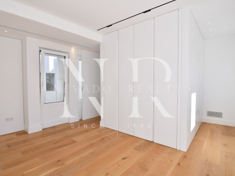 Penthouse in Cipreses del Mar on the beach side for sale