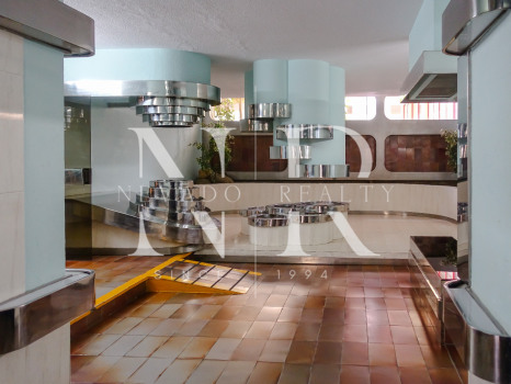 Apartment in the Marbella 2000 building opposite Marbella Marina