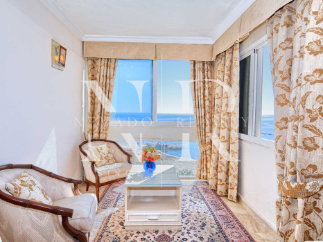Apartment in the Marbella 2000 building opposite Marbella Marina