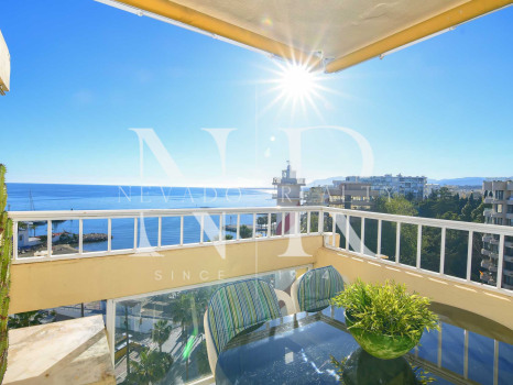 Apartment in the Marbella 2000 building opposite Marbella Marina