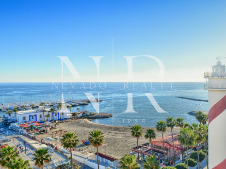 Apartment in the Marbella 2000 building opposite Marbella Marina