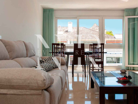 Duplex penthouse in Las Cañas Beach for short term rental.
