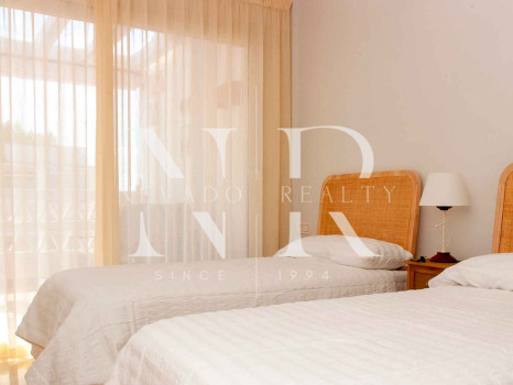 Duplex penthouse in Las Cañas Beach for short term rental.