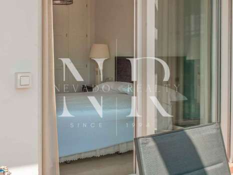 Duplex penthouse in Las Cañas Beach for short term rental.