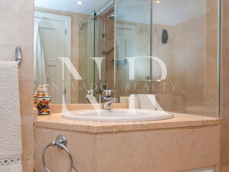 Duplex penthouse in Las Cañas Beach for short term rental.