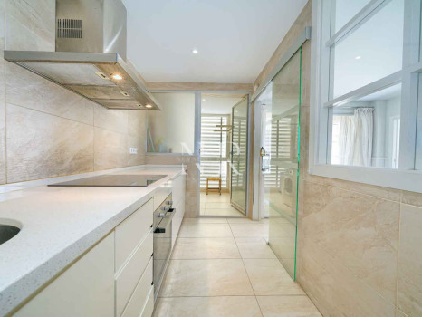 Flat in Ricardo Soriano very close to the beach for short term rent.