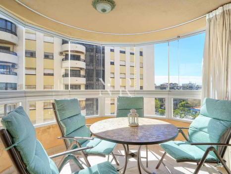 Flat in Ricardo Soriano very close to the beach for short term rent.