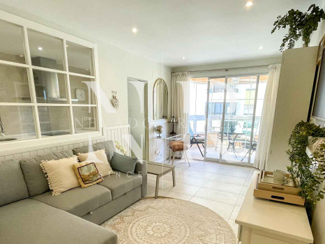 Flat in Ricardo Soriano very close to the beach for short term rent.