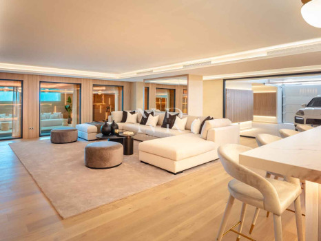 Villa in Urbanisation Sierra Blanca with panoramic sea views for sale