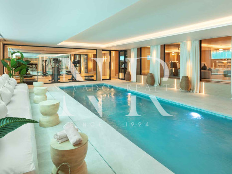 Villa in Urbanisation Sierra Blanca with panoramic sea views for sale