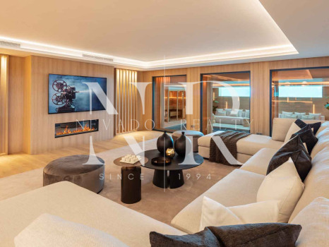 Villa in Urbanisation Sierra Blanca with panoramic sea views for sale