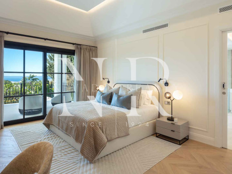 Villa in Urbanisation Sierra Blanca with panoramic sea views for sale