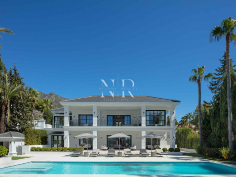 Villa in Urbanisation Sierra Blanca with panoramic sea views for sale