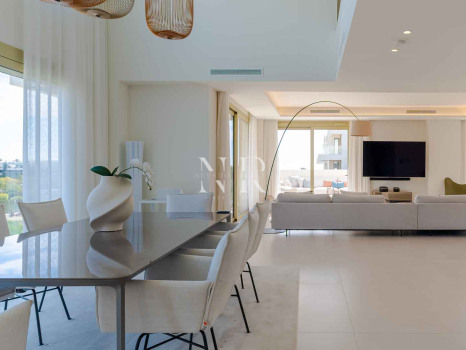 Penthouse in Golden Mile with sea views for sale