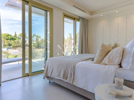 Penthouse in Golden Mile with sea views for sale