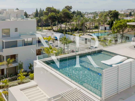 Penthouse à Golden Mile avec vue sur la mer à vendre