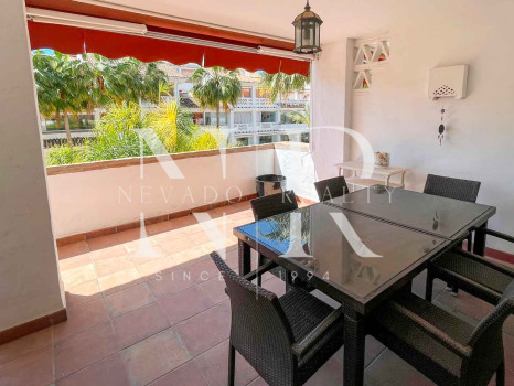 Appartement en première ligne de plage sur le Golden Mile à louer