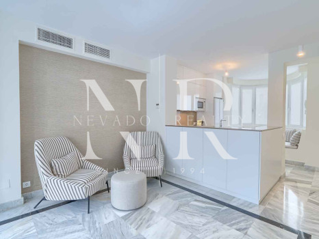 Apartamento en lado playa en Marbella centro a la venta