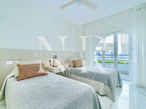 Apartamento en lado playa en Marbella centro a la venta