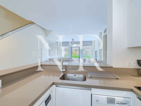 Apartamento en lado playa en Marbella centro a la venta