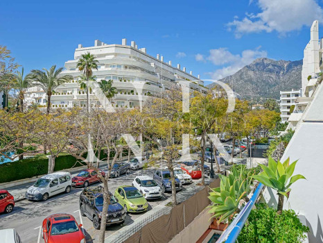 Apartamento en lado playa en Marbella centro a la venta