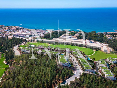 Maison de ville à Mijas Costa en première ligne de golf en cours de construction