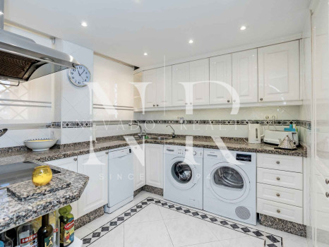 Apartment in Imperator building with sea views for sale