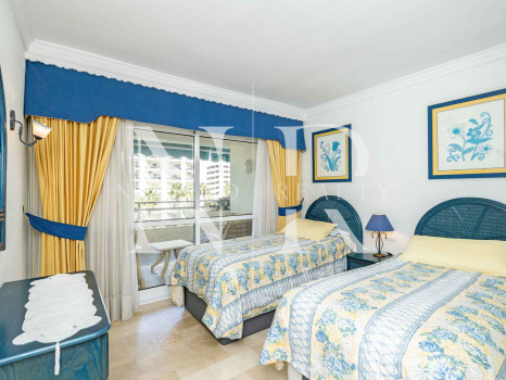 Apartment in Imperator building with sea views for sale