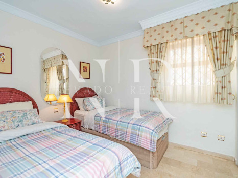 Apartment in Imperator building with sea views for sale