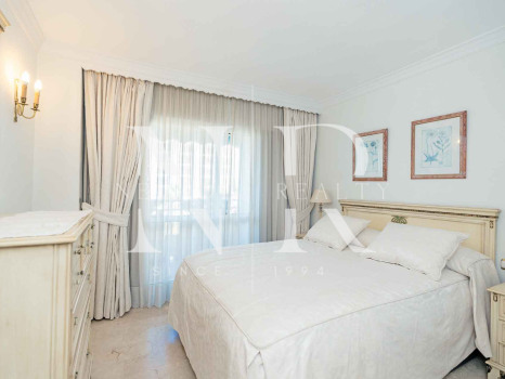 Apartment in Imperator building with sea views for sale