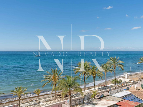 Apartment in Imperator building with sea views for sale
