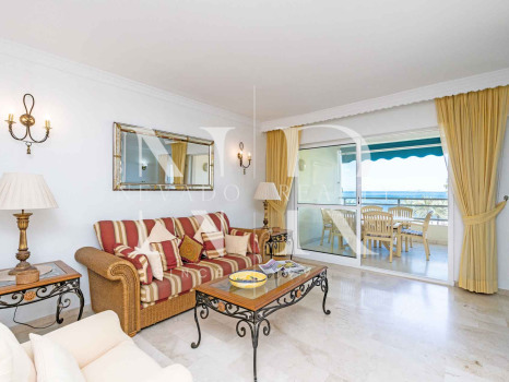 Apartment in Imperator building with sea views for sale