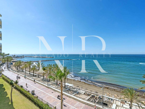 Apartment in Imperator building with sea views for sale