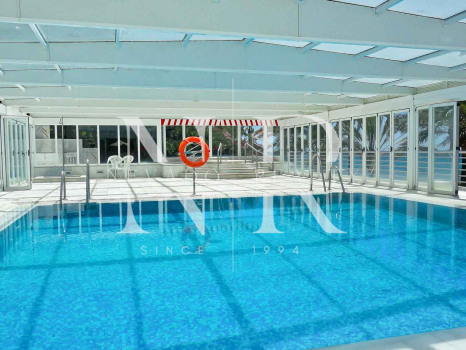 Ático en Marbella centro en primera linea de playa a la venta
