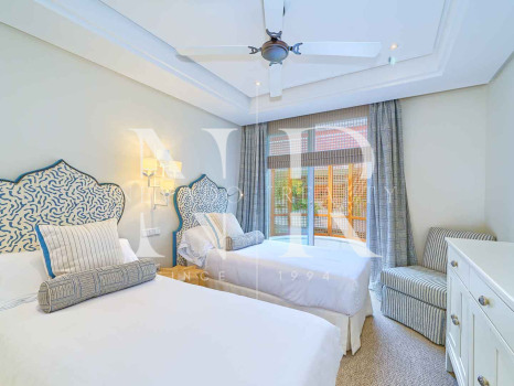 Ático en Marbella centro en primera linea de playa a la venta