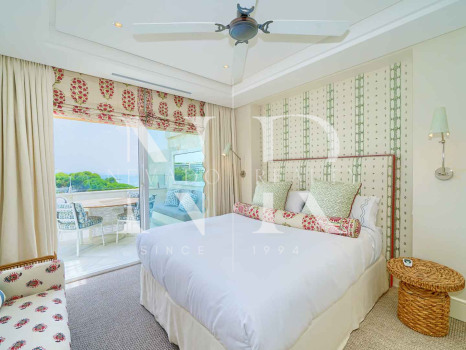 Ático en Marbella centro en primera linea de playa a la venta
