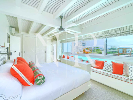 Ático en Marbella centro en primera linea de playa a la venta