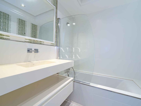 Penthouse au centre de Marbella en bord de mer à vendre